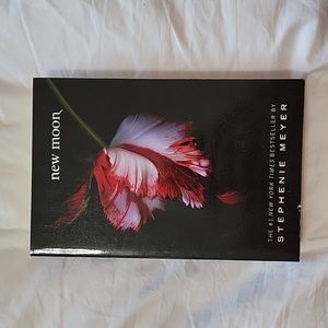 Stephenie Meyer New Moon Paperback Book